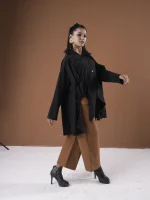 S1-BLACK TOP WITH RUFFLED POCKET